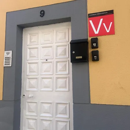 Acogedor Atico Con Terraza En *